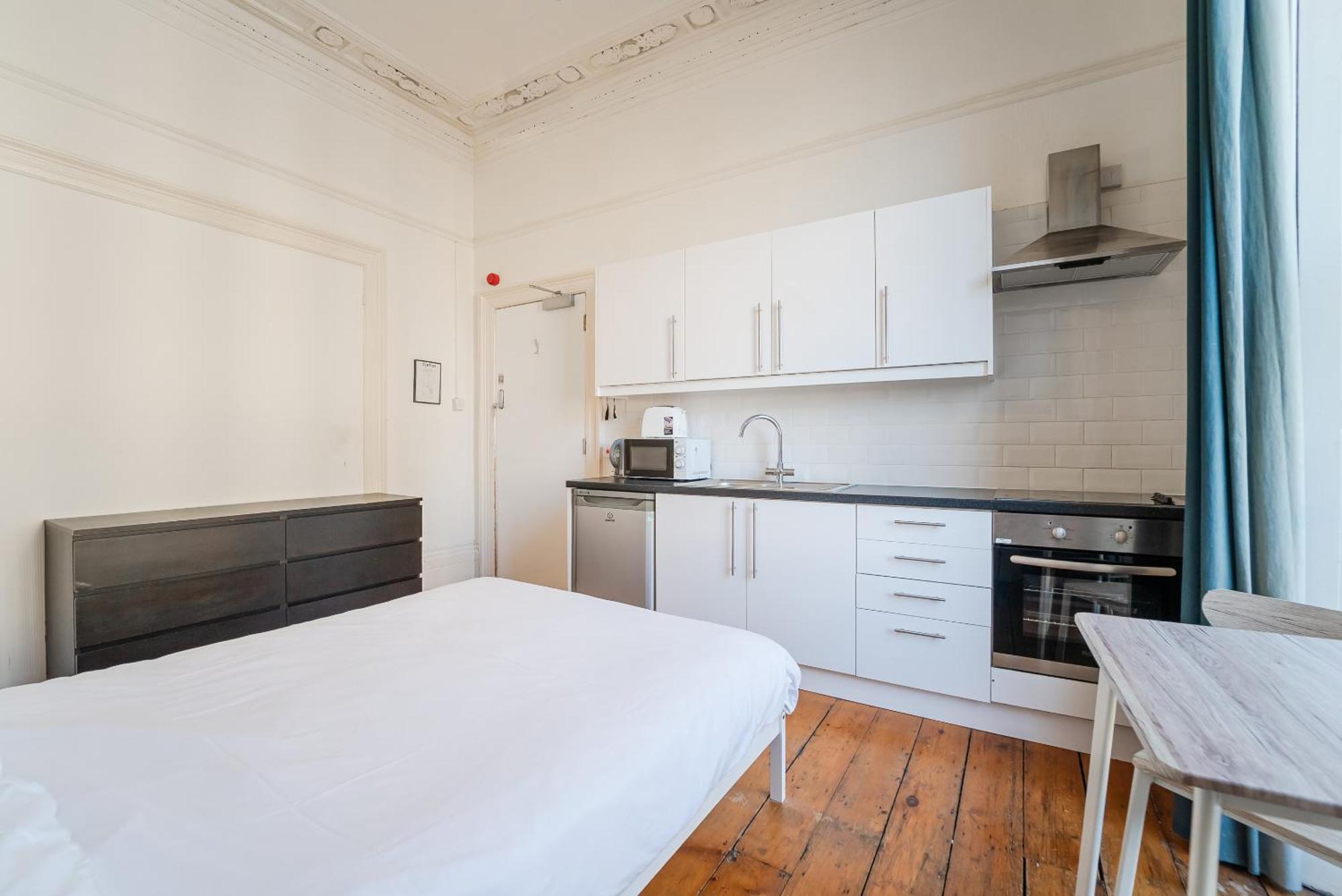 Westbourne Place Rooms - By Clifton Short Lets ブリストル 部屋 写真